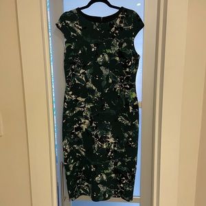 Muggy London work dress!  Chic & comfy